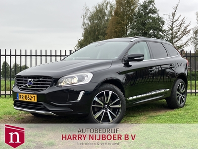 VOLVO XC60 2.0 T5 FWD Polar+ NL-Auto Panodak / Trekhaak / Navi / Camera / Leer / All season banden!