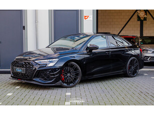 Audi RS3-R ABT Limousine 2.5 TFSI Quatto 1/200 | 500 PK | AKRAPOVIC | KERAMISCH | ORIG NL | BOMVOLL!!