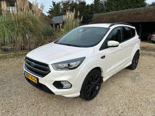 Ford KUGA 1.5 ST Line 4x4 Automaat Leder 184 pk