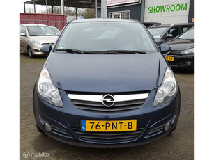 Opel Corsa 1.2-16V Cosmo