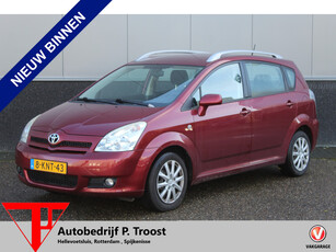 Toyota Verso 1.8 VVT-i Terra 7p. MEENEEMPRIJS!!/APK TOT 15-05-2025 Automaat/Airco/Navigatie/Trekhaak/Radio/Multifunctioneel stuurwiel/Elektri