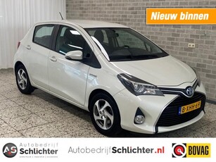 Toyota Yaris 1.5 Hybrid Lease ECC/Cruise/LM-Velgen/Camera/All-Season band