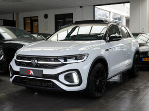 Volkswagen T-Roc 1.5 TSI R-Line Black Edition | PANO | CAMERA | IQ LIGHT | VIRTUAL