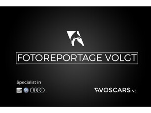 Volkswagen T-Roc 1.5 TSI Sport R-Line DSG * Trekhaak - Virtual - Keyless - Camera - ACC - Lane - Dodehoek *