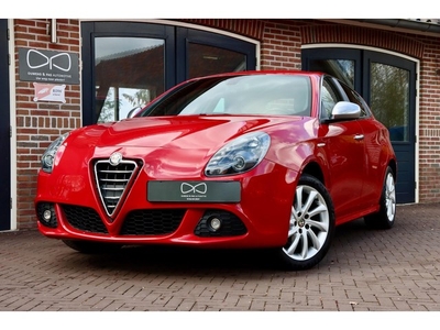 Alfa Romeo Giulietta 1.4 T Distinctive 1E EIGENAAR