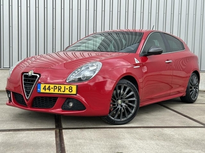 Alfa Romeo Giulietta 1.7 TBi Quadrifoglio Verde 236PK Leder