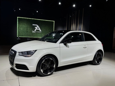 Audi A1 1.2 TFSI Ambition MMILEDECCNweKetting! Wit