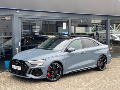 Audi RS3 Limousine 2.5 TFSI quattro