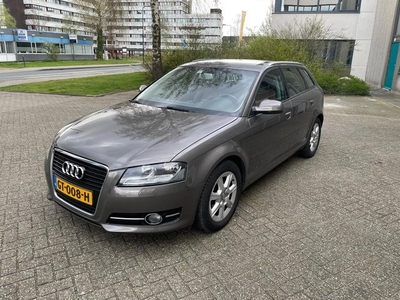 Audi A3 Sportback 1.2 TFSI Leer Stoelverwarming PDC