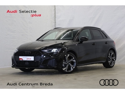 Audi A3 Sportback 30 TFSI 81 kW / 110 pk S Line Trekhaak Adaptive Cruise Control Black