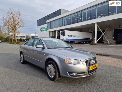 Audi A4 Limousine 1.6 Pro Line Business AIRCO NAVI CRUISE