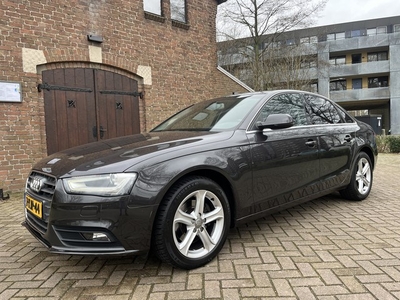 Audi A4 Limousine 1.8 TFSI 170 PK 6 Versn Business Edition