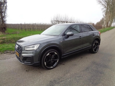 Audi Q2 2.0 TDI quattro Sport (bj 2017)