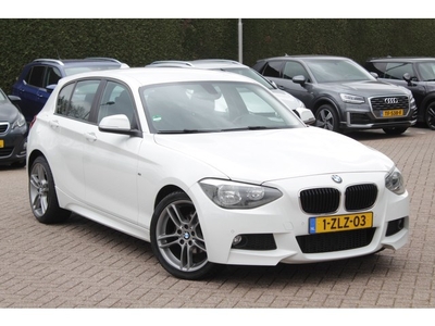 BMW 1-serie 116i / Parkeerhulp V+A / Stoelverwarming /