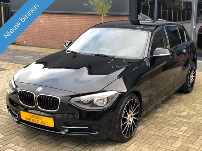 BMW 1-serie 116i Sportline 136 PK NIEUWSTAAT PDC 5D KEYLESS