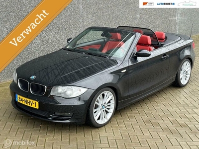 BMW 1-serie Cabrio 125i High Ex.RIJKLAARLEERS.STOELENPDC