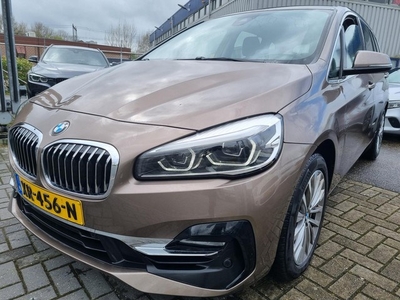 BMW 2-serie Gran Tourer 216i Executive Edition Navi leder