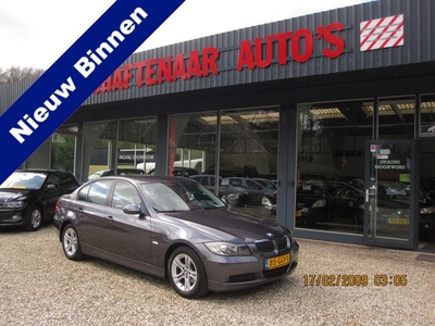 BMW 3-serie 316i Business Line zeer mooi met onderhouds