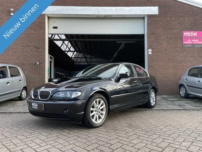 BMW 3-serie 316i Special Edition Dealer Onderhouden