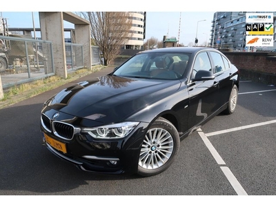 BMW 3-serie 318i Edition Luxury Line Purity Executive Leer