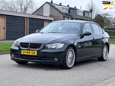 BMW 3-serie 320i Dynamic Executive Automaat*Achteruit