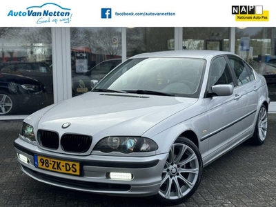 BMW 3-serie 323i Executive