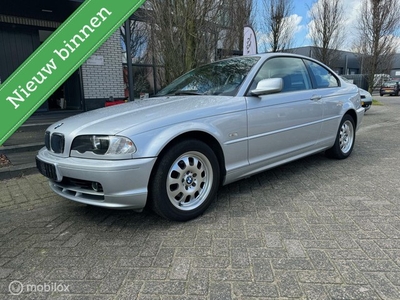 BMW 3-serie Coupé 318Ci Executive 74.000 KM !