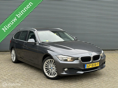 BMW 3-serie Touring 316d Business | Navi | Trekhaak