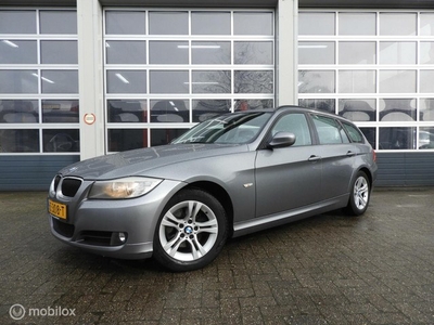 BMW 3-serie Touring 318d Facelift , Vol Leder , Navi