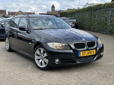 BMW 3 Serie Touring 318i Business Line clima/navi/leder