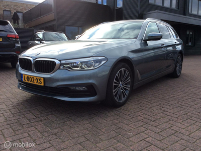 BMW 5-serie Touring 520d High Executive Head up leder M-st 18