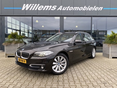 BMW 5 Serie Touring 520d High Executive Trekhaak, Leder , Ned Auto