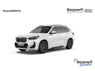 BMW X1 30e xDrive M-Sport - Pano - Trekhaak - Memory - Head