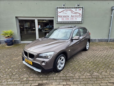 BMW X1 E84 sDrive18i Executive Panodak/Navi/Nieuwe Ketting!