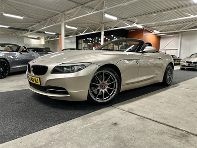 BMW Z4 [E89] sDrive30i Executive l Navi l Keyless l HiFi