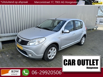 Dacia Sandero 1.6 Lauréate 5Drs Nw APK Airco --Inruil