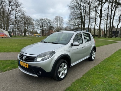 Dacia SANDERO 1.6 Stepway 2011 Nieuwe Apk