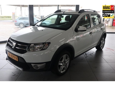 Dacia Sandero TCe 90 Stepway Lauréate Navigatie Airco