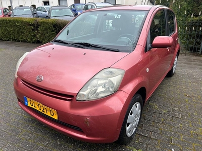 Daihatsu Sirion 2 1.0-12V Trend