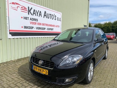 Fiat Croma 2.2 Station/AUTOMAAT