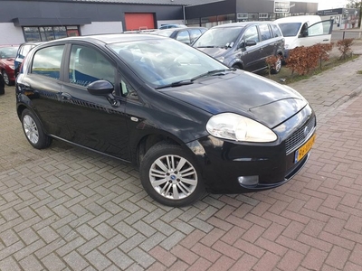 Fiat PUNTO-1.4 Dynamic cruise