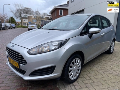 Ford Fiesta 1.0 Style/Navi/Dealer-onderhouden/Airco/AUX/