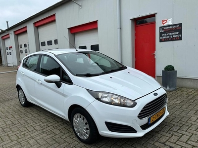 Ford Fiesta 1.6 TDCi Lease Style Airco 5drs Navi