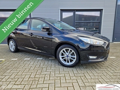 Ford Focus 1.0 Lease Edition NAVI PDC CRUISE