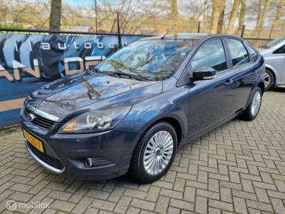 Ford Focus 1.8 Limited CLIMA NAVI BLUETOOTH PDC