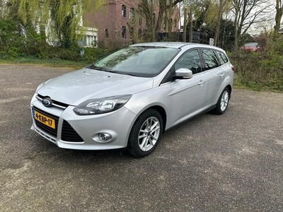 Ford Focus Wagon 1.0 EcoBoost Titanium / Distributieriem