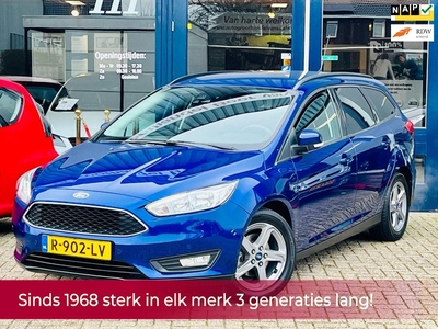 Ford Focus Wagon 1.0 Titanium 125PK AUTOMAAT! Navi l Cruise l Stoel-stuurverwarming l Trekhaak l LED l PDC! TOPSTAAT l Dealer OH!