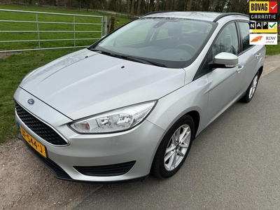 Ford Focus Wagon 1.0 Trend keurig onderhouden met navigatie