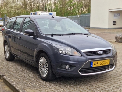 Ford Focus Wagon 1.6 Titanium Automaat