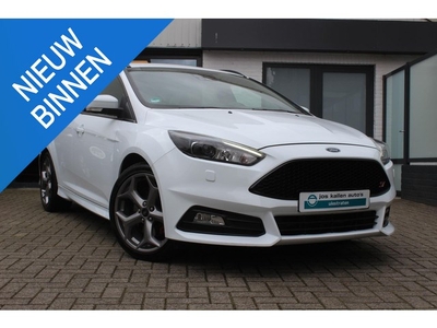 Ford Focus Wagon 2.0 ST 3 250PK, Navi, Xenon, Led, Pdc